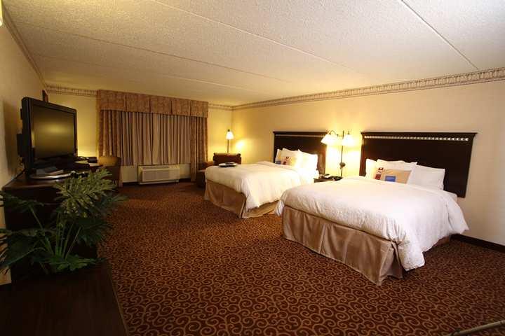 Hampton Inn & Suites Staten Island Nova Iorque Exterior foto