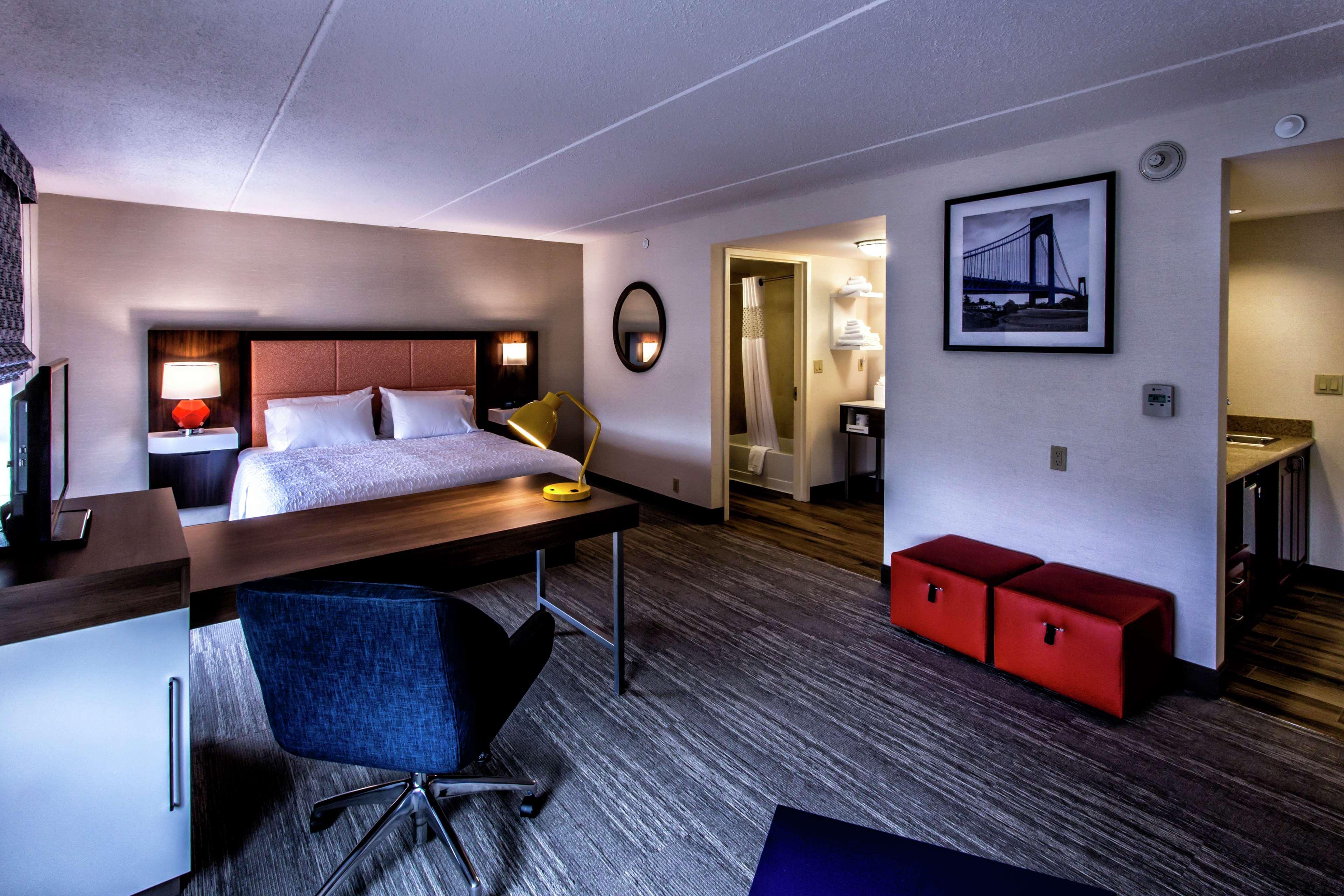 Hampton Inn & Suites Staten Island Nova Iorque Exterior foto