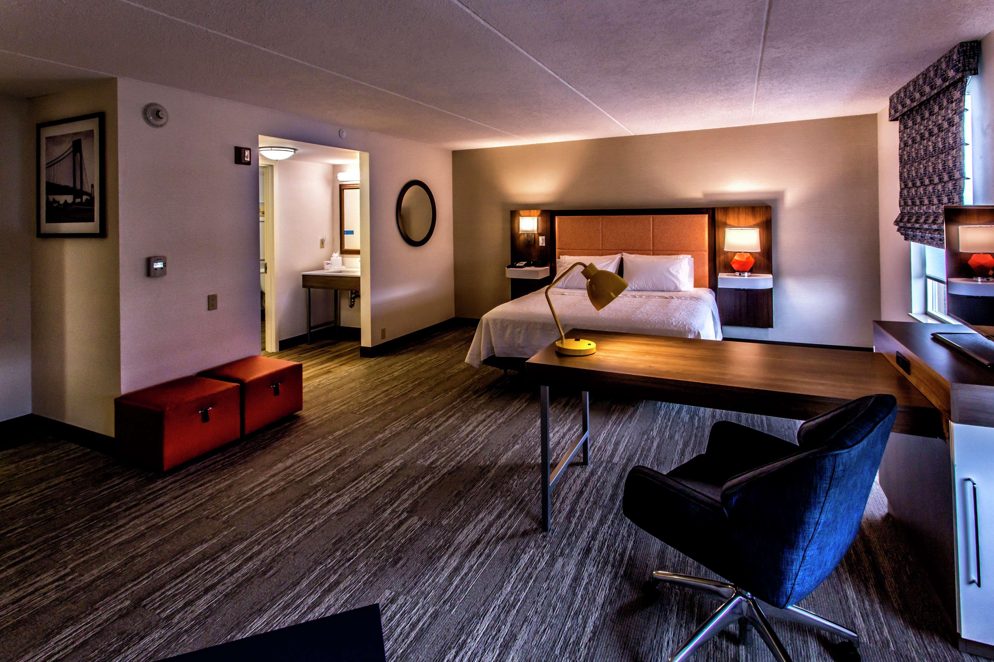 Hampton Inn & Suites Staten Island Nova Iorque Exterior foto