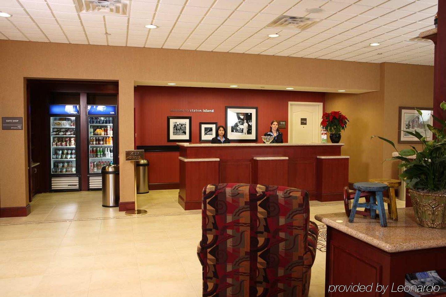 Hampton Inn & Suites Staten Island Nova Iorque Exterior foto